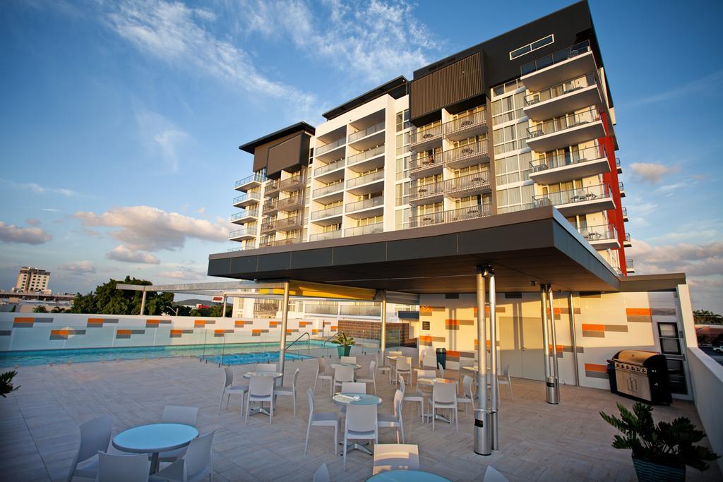 Quest Mackay On Gordon Aparthotel Luaran gambar